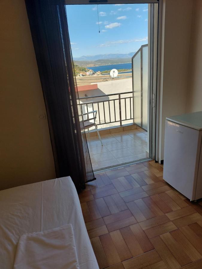 Hotel Milton Mavrovouni  Luaran gambar