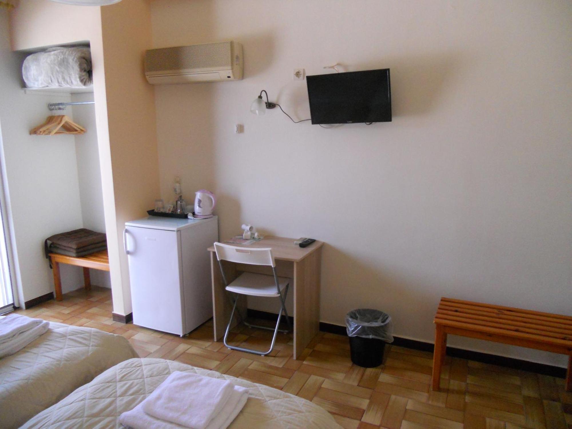 Hotel Milton Mavrovouni  Luaran gambar
