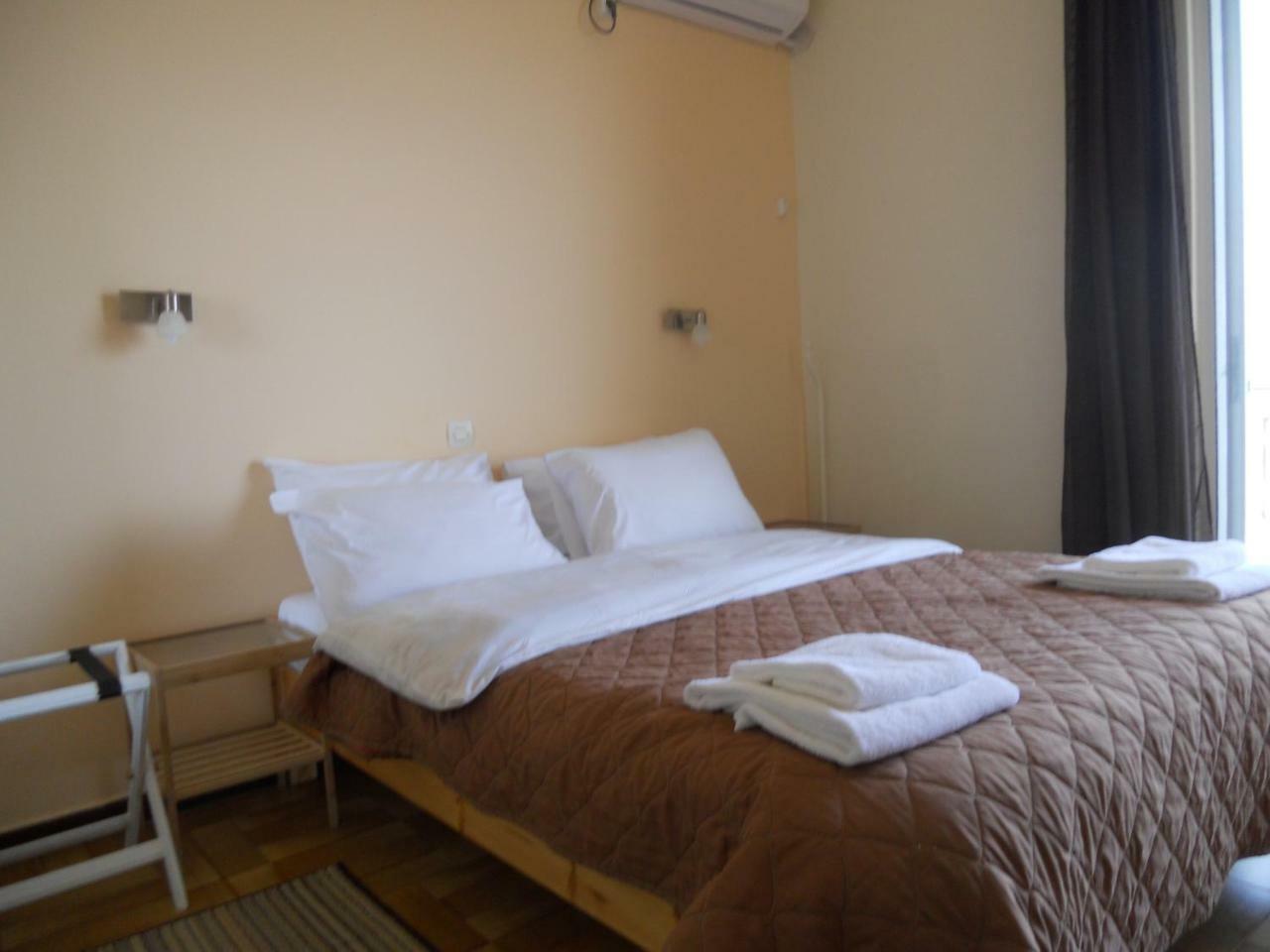 Hotel Milton Mavrovouni  Luaran gambar